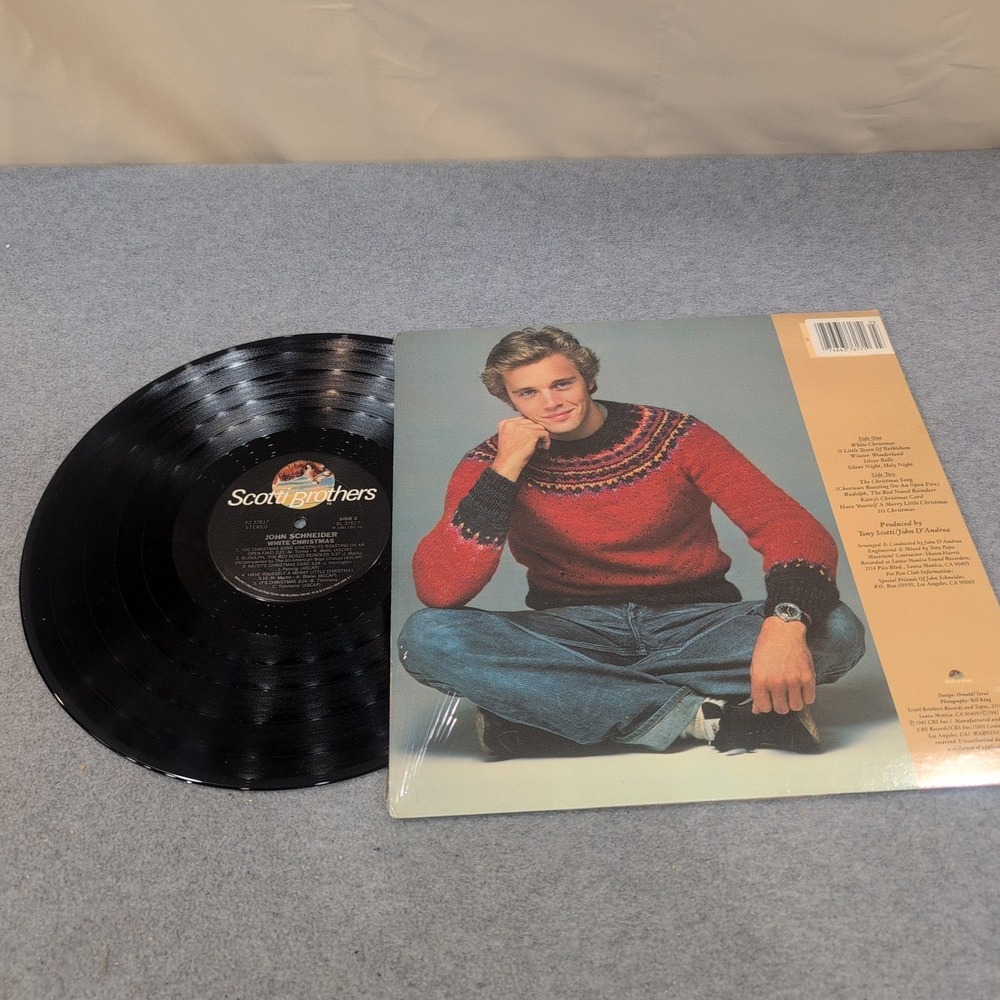 John Schneider White Christmas Vinyl LP 1981 Scotti Brothers Holiday Record - Picture 2 of 2